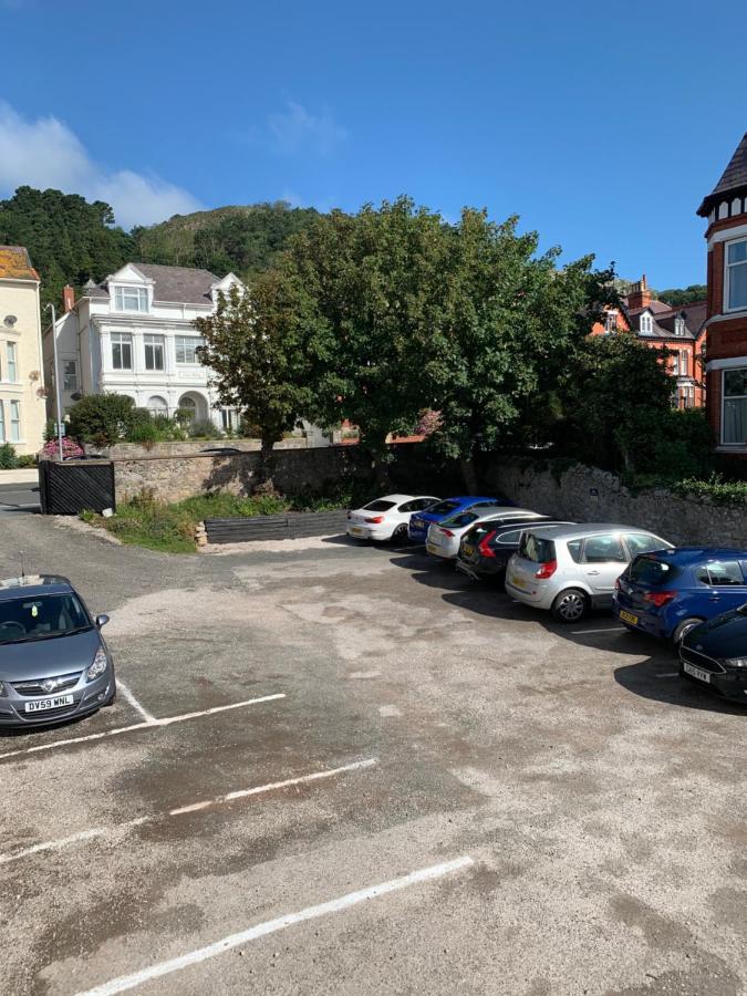Lansdowne House With Private Car Park 5*