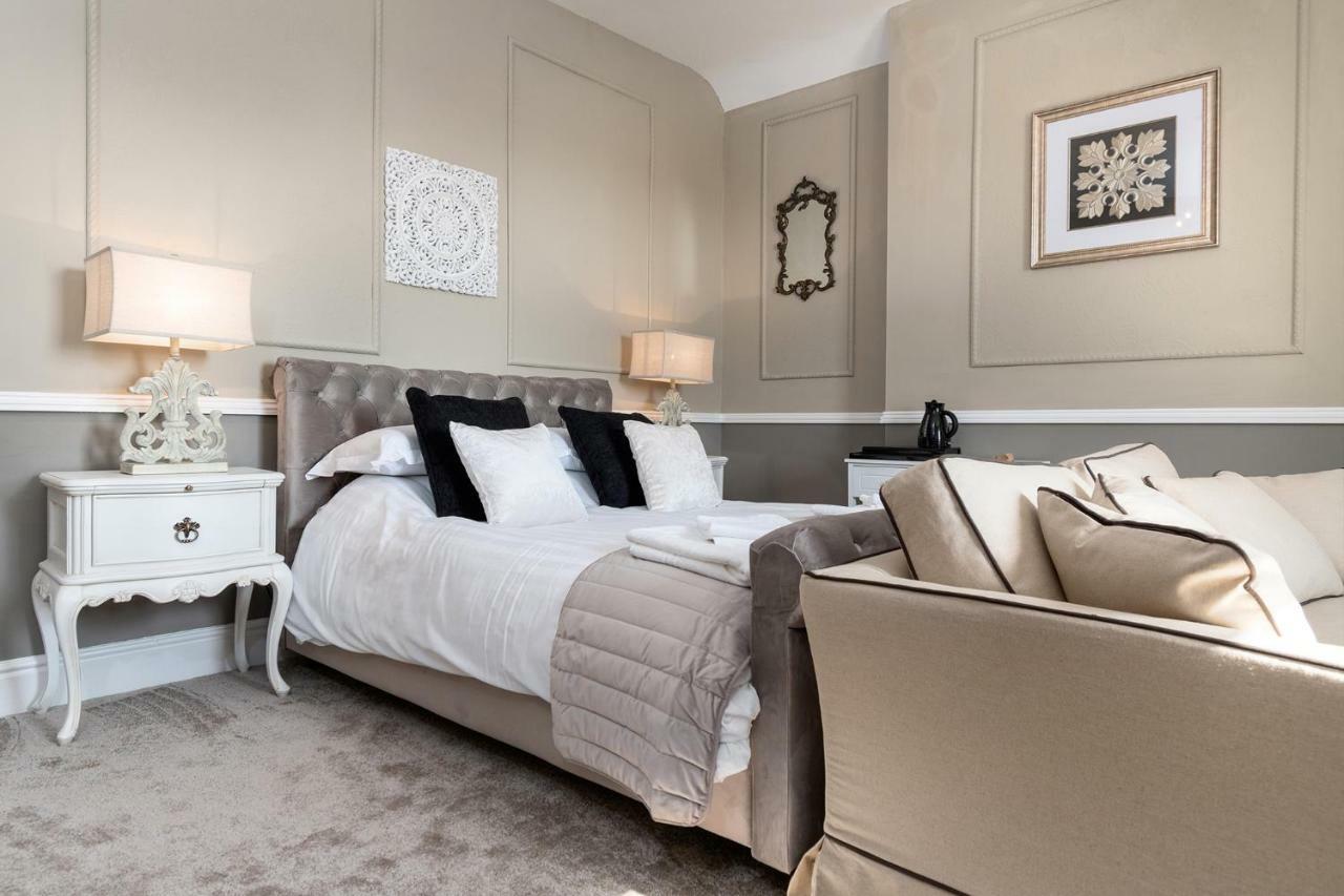 Lansdowne House With Private Car Park Hotel 5*