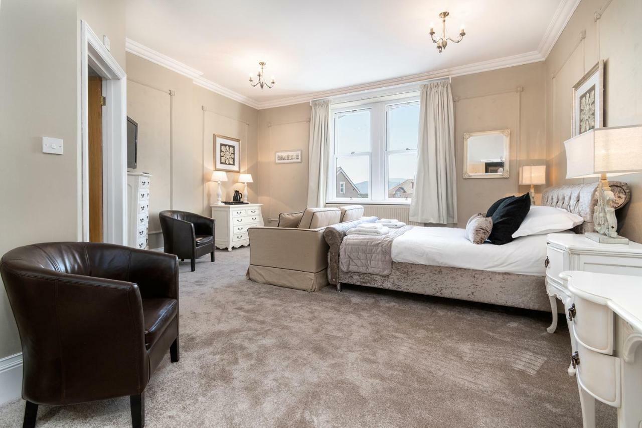 Lansdowne House With Private Car Park Hotel Llandudno