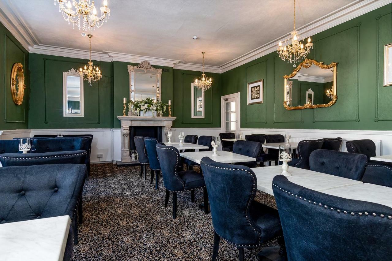 Hotel Lansdowne House With Private Car Park 5*