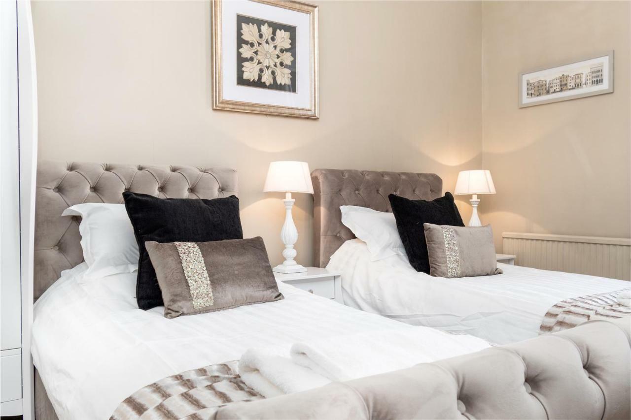 Hotel Lansdowne House With Private Car Park 5*