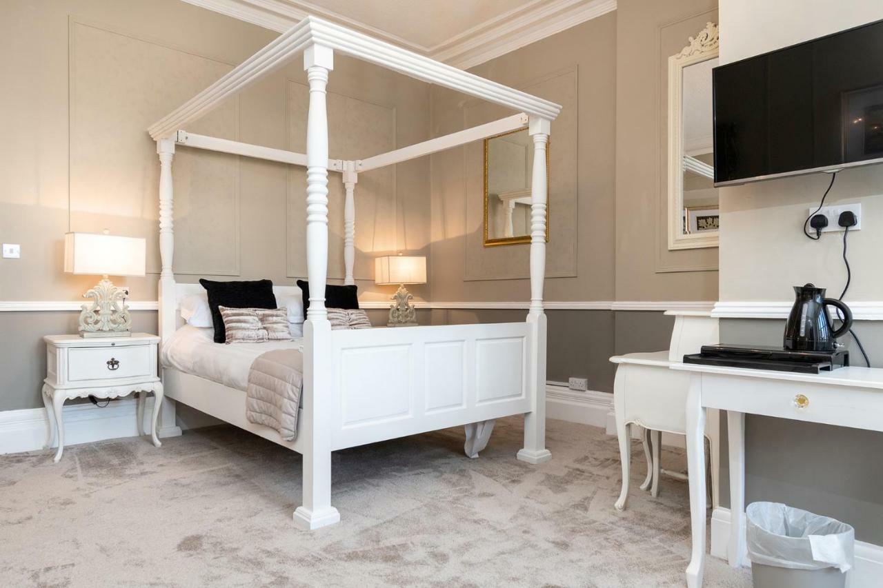Lansdowne House With Private Car Park 5*