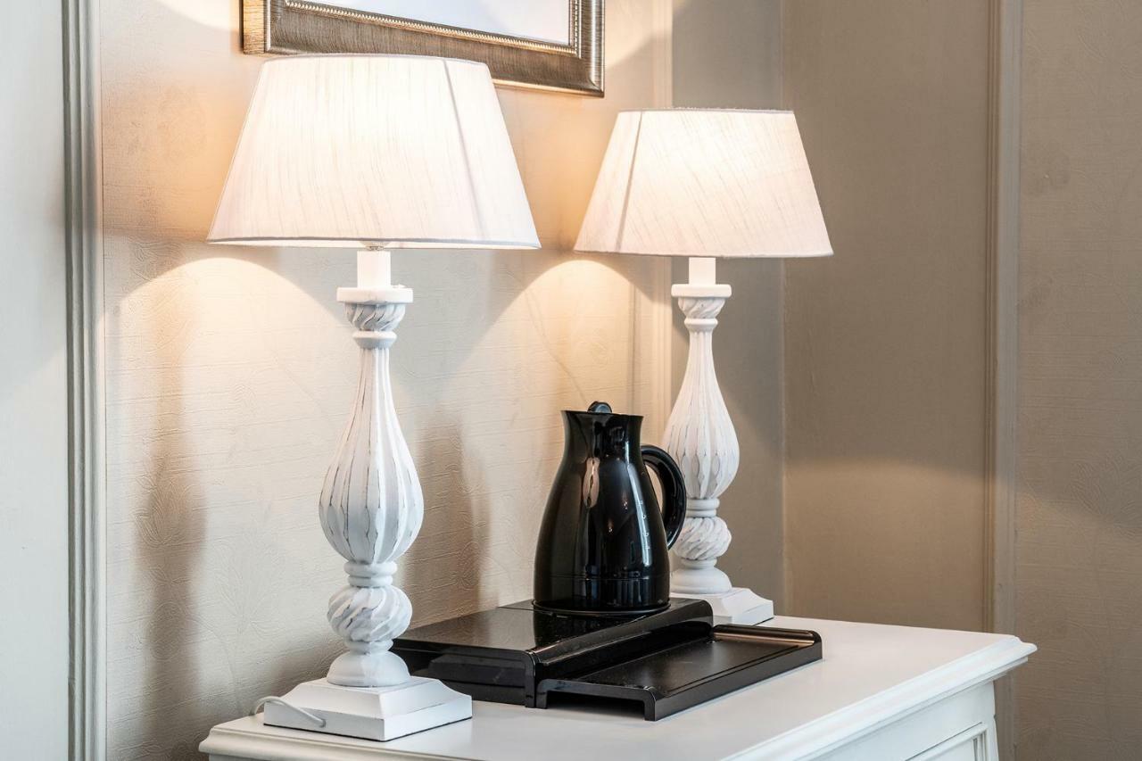Lansdowne House With Private Car Park 5* Llandudno