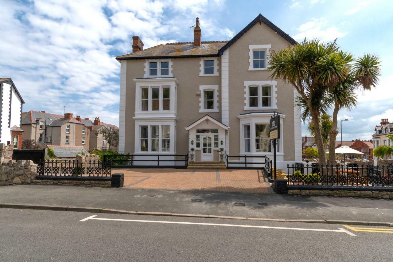 Lansdowne House With Private Car Park 5* Llandudno