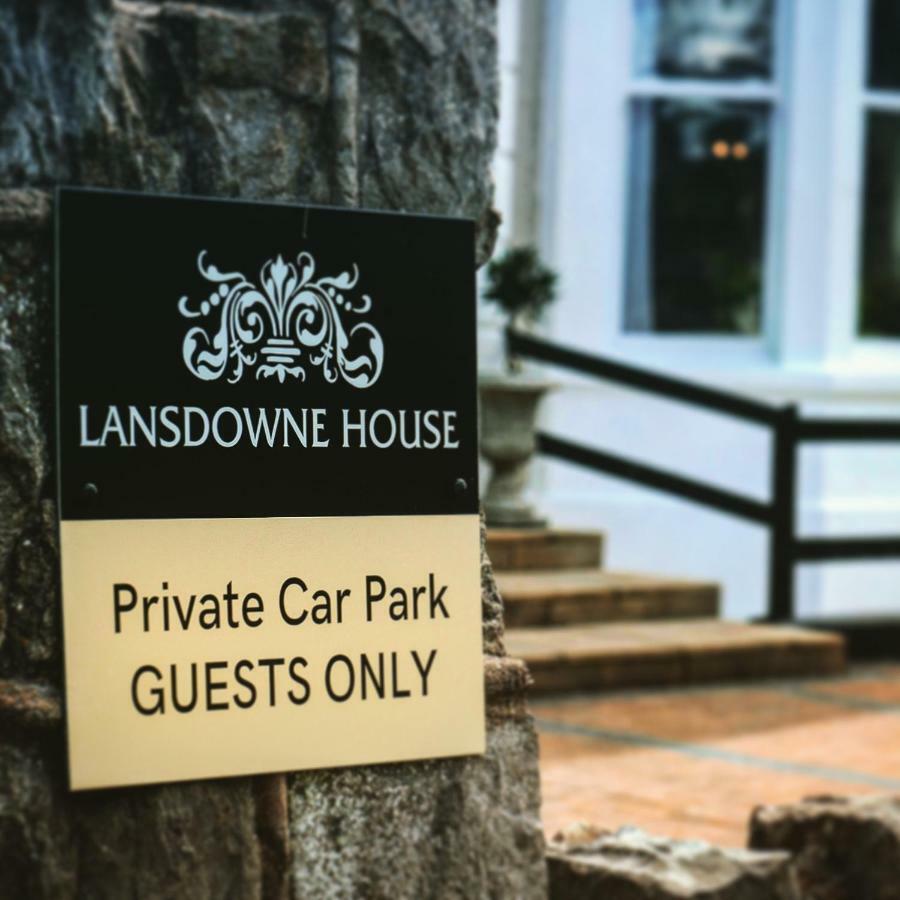 Lansdowne House With Private Car Park 5* Llandudno